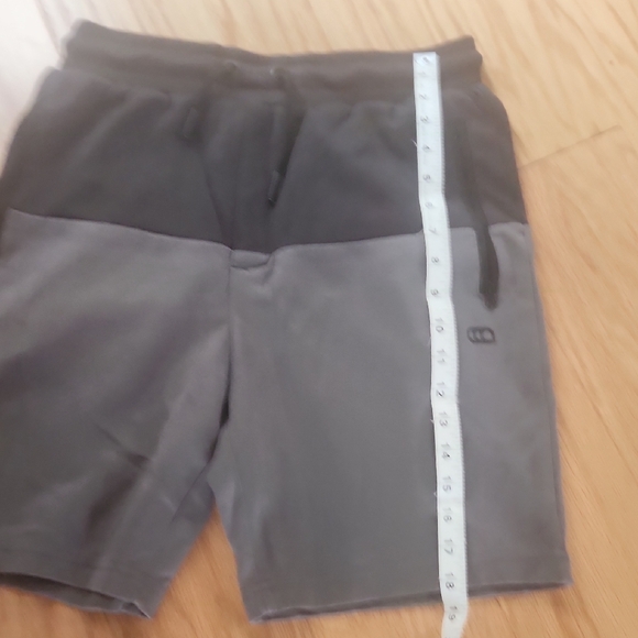 Men's Gray Athletic Shorts Medium - Picture 10 of 17